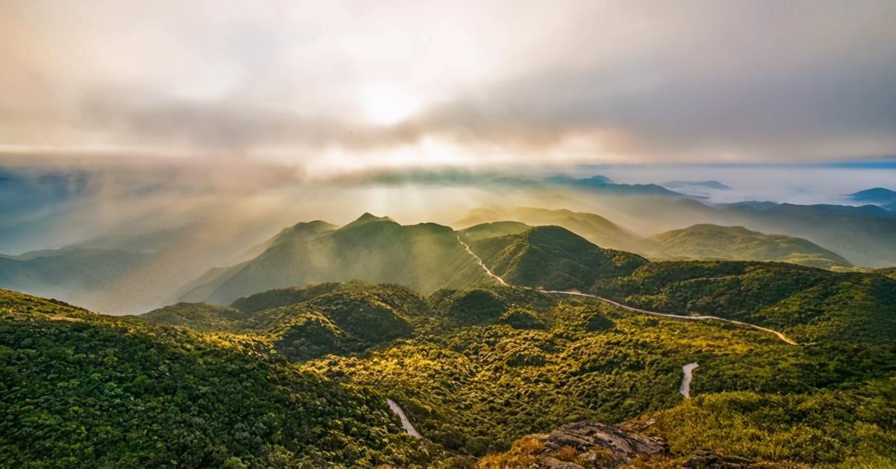 广东省看日出的山，壮美与诗意的完美结合